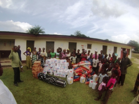 Victims in Gibi Receive donation for the first time after losing 29 to ebola