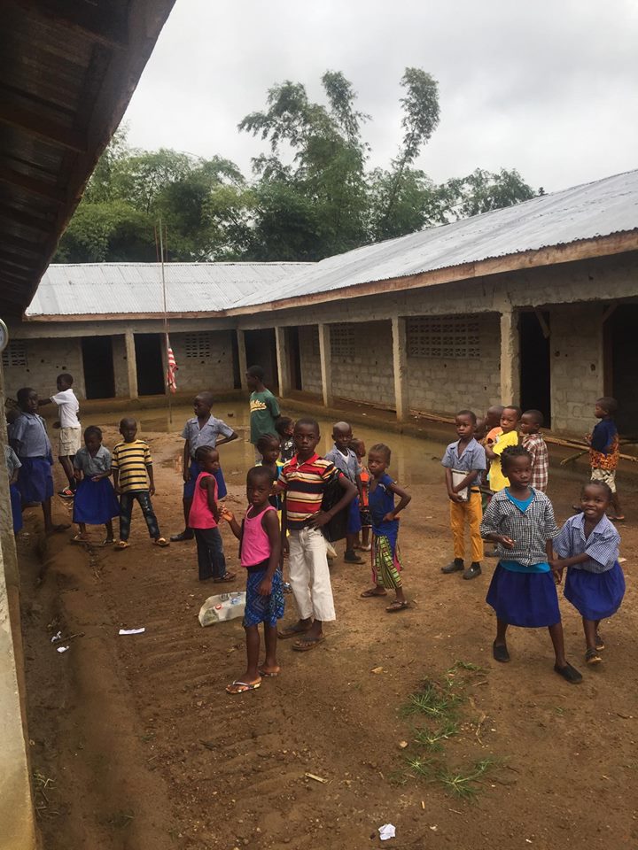 14797419_1146036865485733_1578986067_n