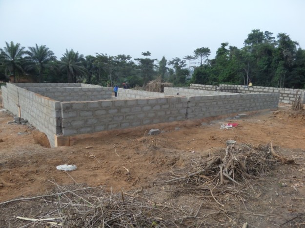 the-back-of-segisu-public-school-under-construction