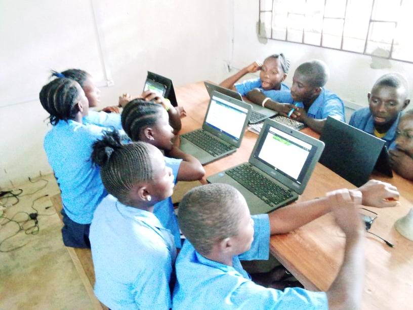 Lukasu-school-opening-post-Covid-closure - photo Momoh Kamara